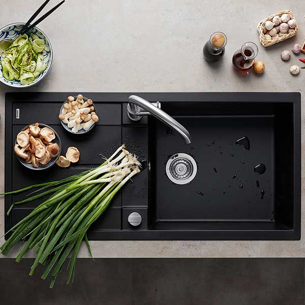 Heidenreich's Küchenwelt – Blanco Spüle aus Silgranit Blanco Spüle aus Silgranit in schwarz