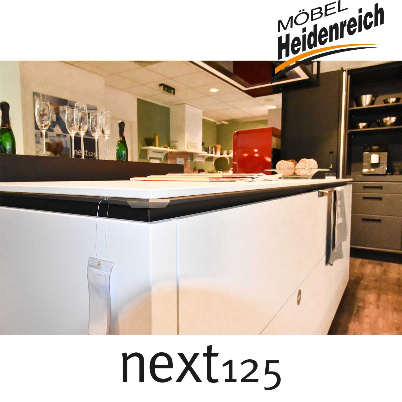 next125 Küche - Detail Ecke Kücheninsel Blick auf die Ecke der Kücheninsel.