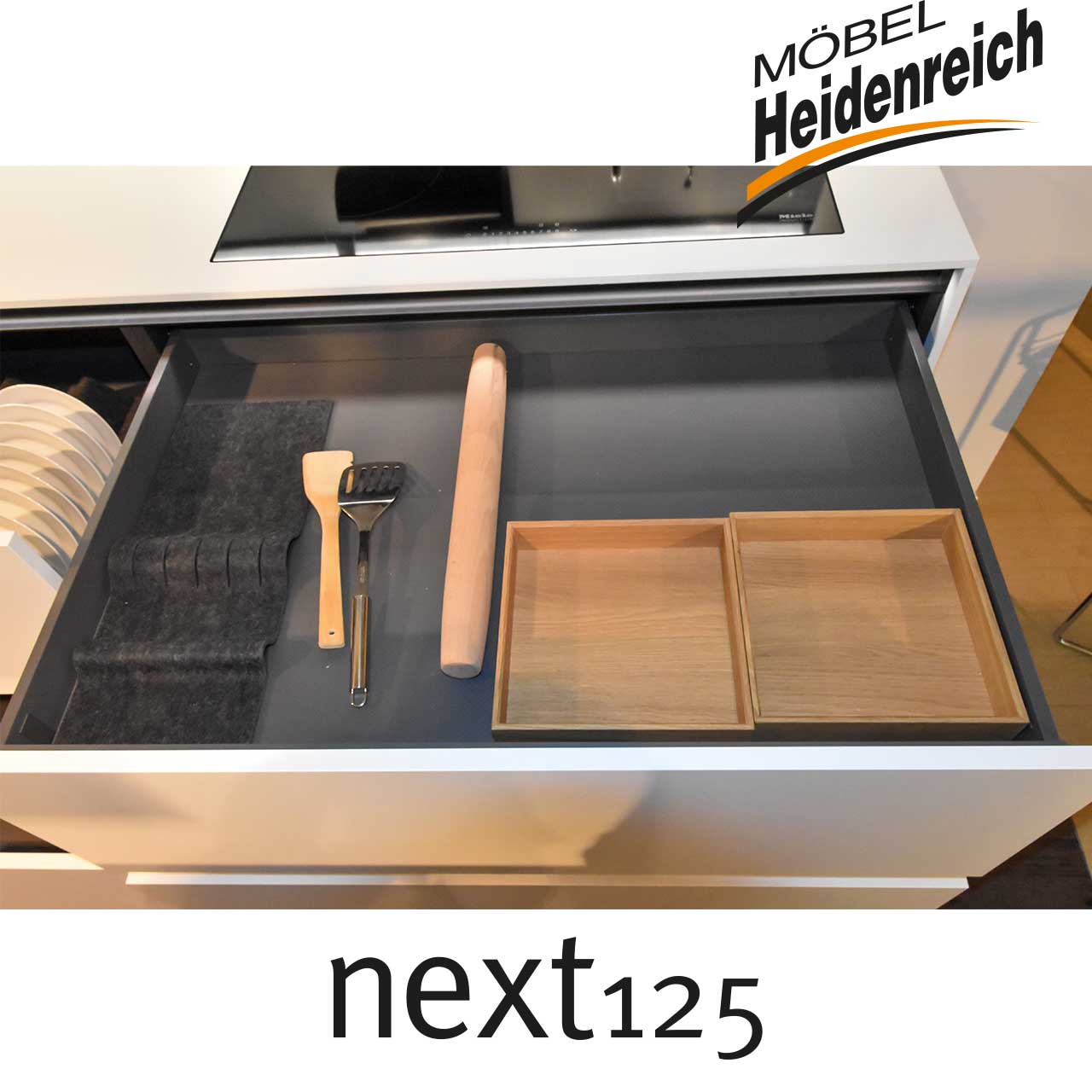 Einblick in Schublade.